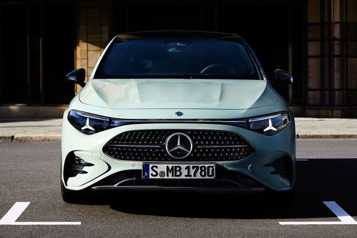 Nowy Mercedes-Benz CLA: hybryda, która może Cię zauroczyć.