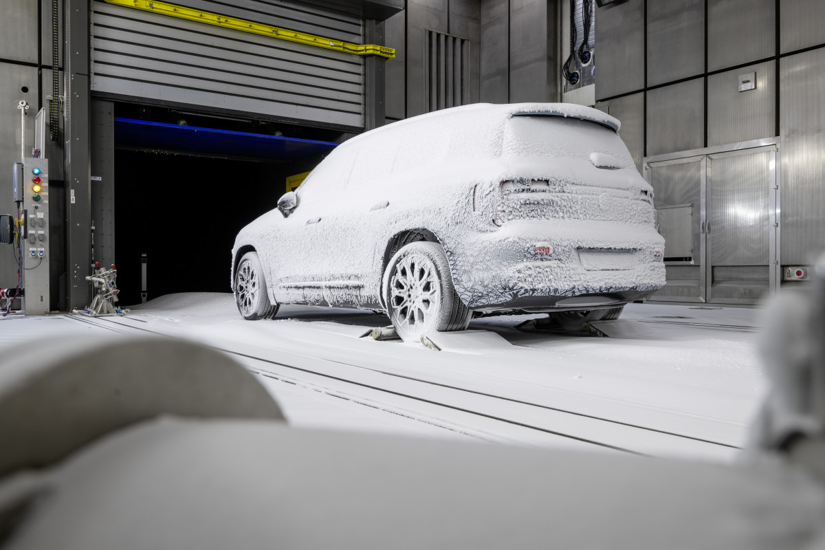 Mercedes-Benz GLB: elektryczny SUV, który nagrzewa się szybciej niż jego rywale na benzynę.