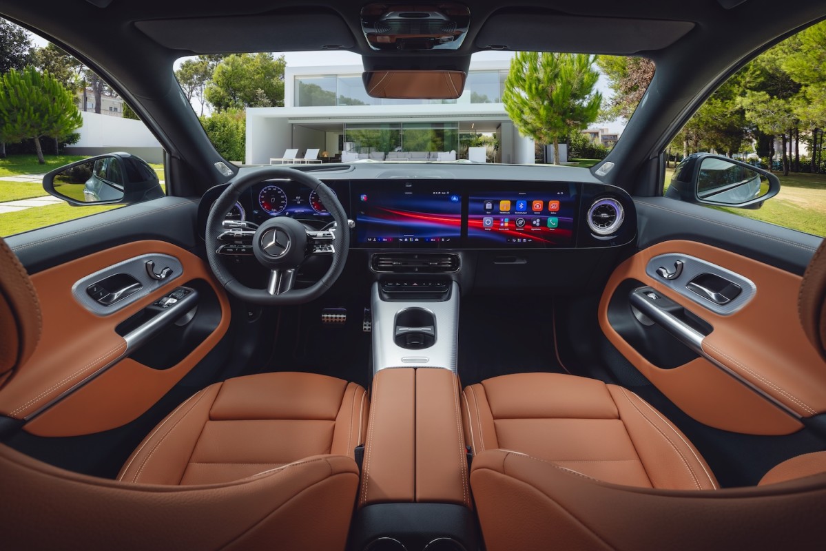 Mercedes GLB 2026: mały SUV, który robi wrażenie
