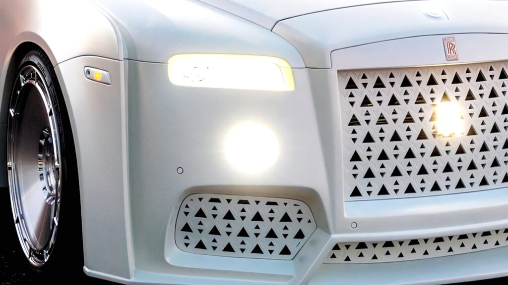 Rolls-Royce Dawn: Venuum ujawnia ekskluzywną i odważną wersję