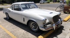 Studebaker Hawk 1961: amerykańskie coupe ponadczasowe