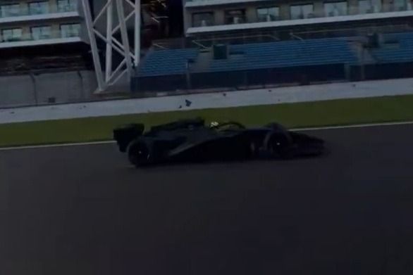 Cadillac po raz pierwszy kręci kółka w F1 na Silverstone.