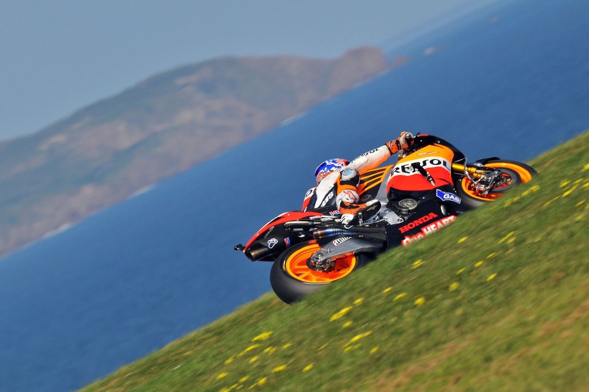 Phillip Island: MotoGP traci duszę, Casey Stoner protestuje