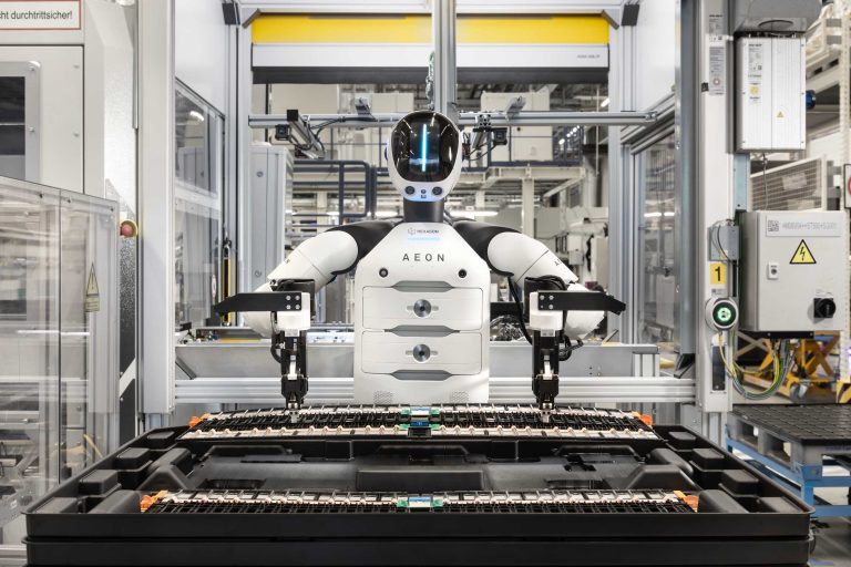 BMW wprowadza humanoidalne roboty w europejskiej produkcji dla zwiększenia…