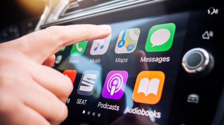 CarPlay: Rewolucja wideo, ale za jaką cenę?