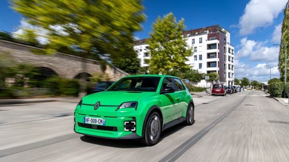 Rynek samochodów używanych wciąż się trzyma, ale diesel pozostaje królem w 2026 roku