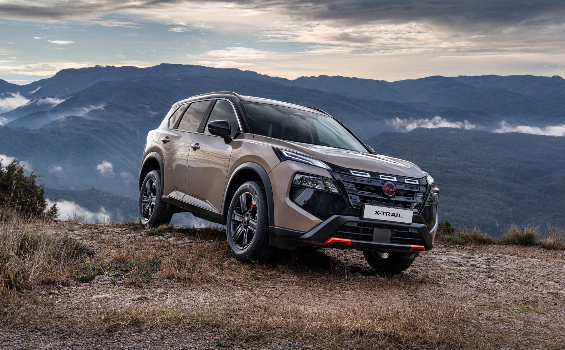 Nissan X-Trail z subtelnym odświeżeniem, aby konkurować na zatłoczonym ryn…
