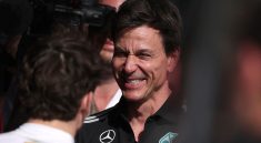 Wolff Priorytetyzuje Opinię Kibiców w Obliczu Nowych Wyzwań F1