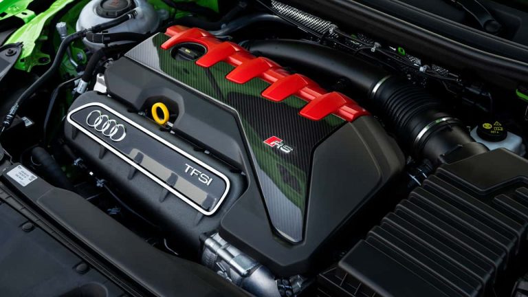 Audi szuka hybrydy dla swojego pięciocylindrowca
