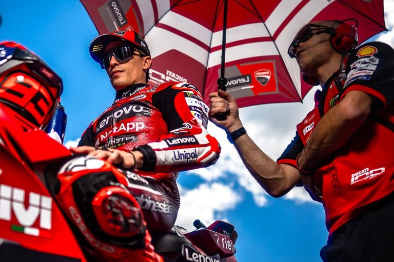 Marc Márquez walczył z bólem przez pół sezonu. Ducati: „Nasz superbohater”