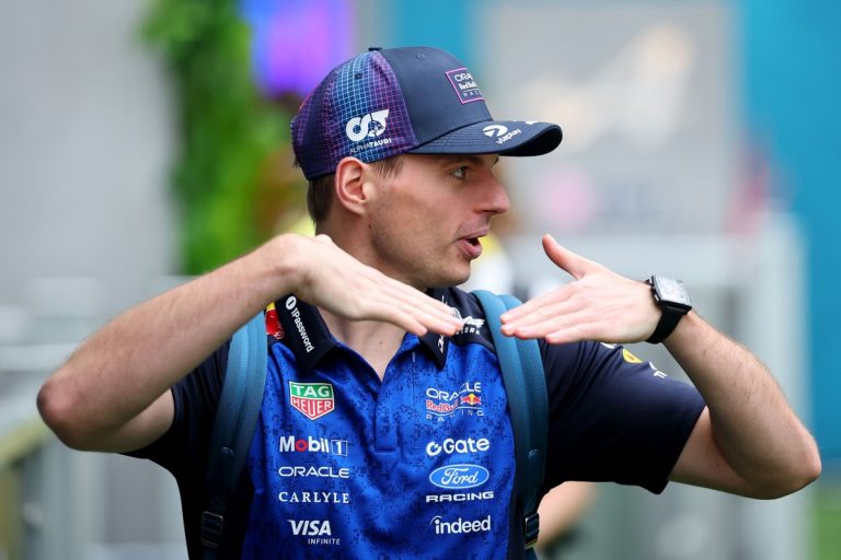 Max Verstappen zostaje w F1? Zmiany w przepisach silnikowych na 2027 rok…