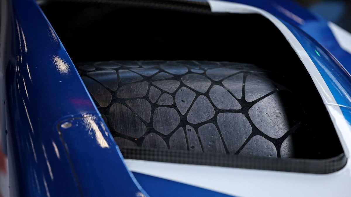 Michelin z zaskakującym wzorem na oponach Hypercar w Le Mans. To nie…