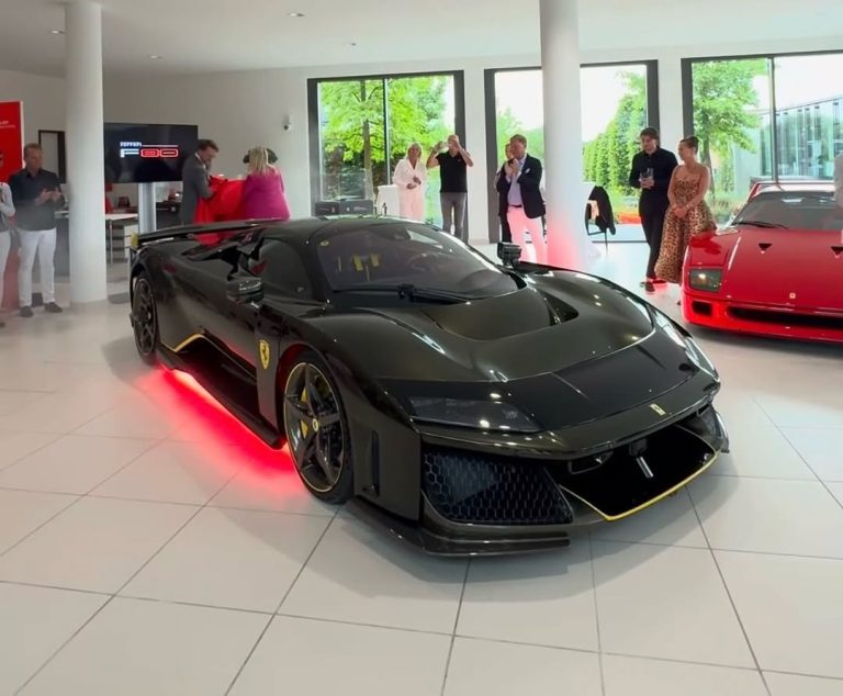 Ferrari F80 w unikalnym kolorze dla europejskiego klienta. Oto pierwsza…